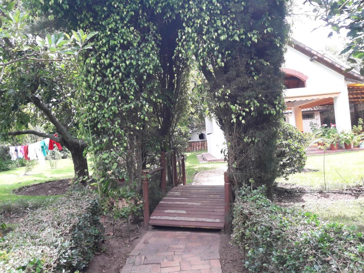 Quinta La Gardenia Ξενοδοχείο Puembo Εξωτερικό φωτογραφία